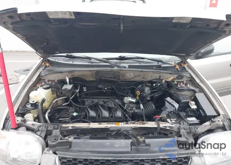 2001 Ford Escape Xlt from USA, damaged, VIN 1FMCU041X1KF31454